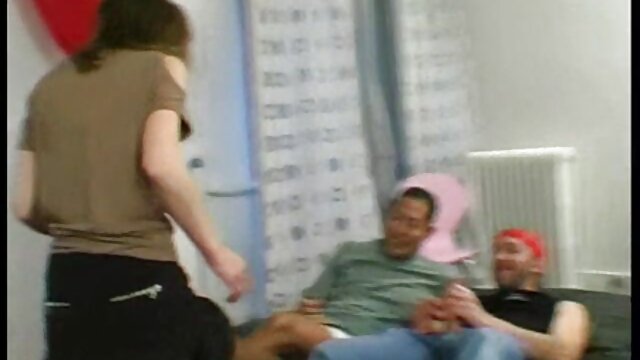 ผมสีน้ำตาล ญิง ทำหน้าที่ เธอ แฟนเธอ กับ เป็ blowjob วิดีโอ หนัง โป๊ บ โฮมเมด clip